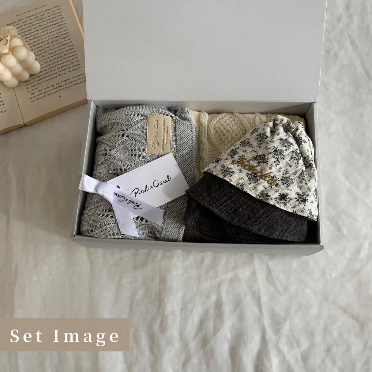 Cotton Knit Blanket | Leaf Garland