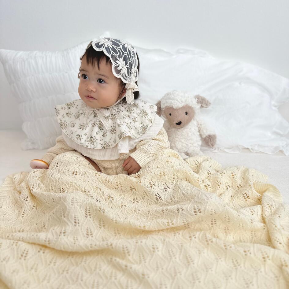 Cotton Knit Blanket | Leaf Garland