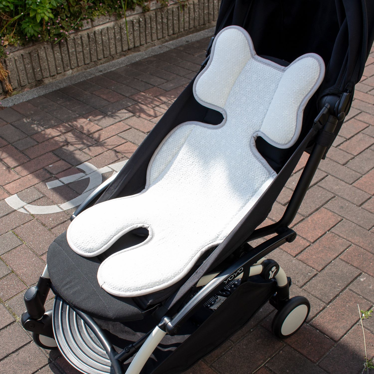 Classic Air_Cotton Lace - White