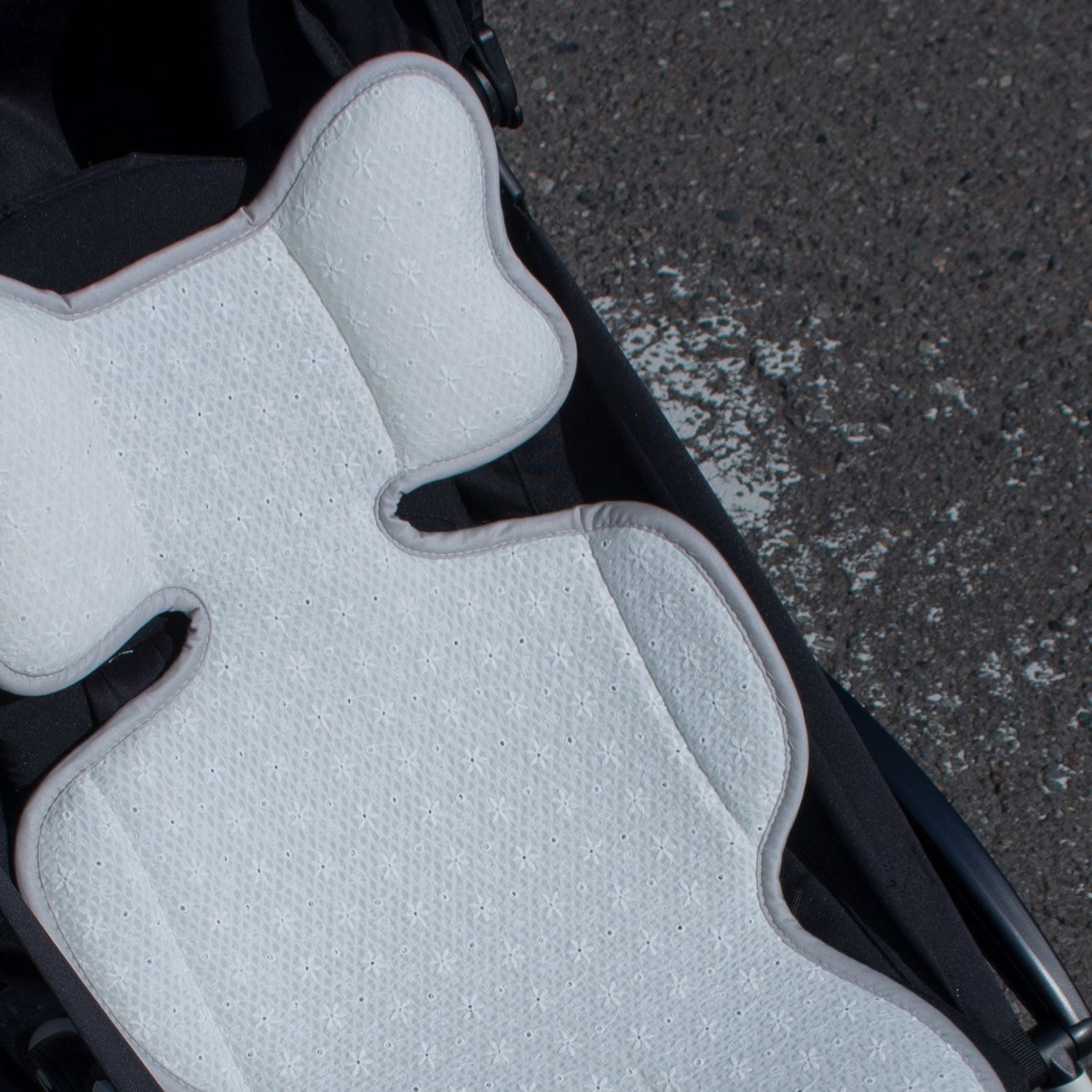 Classic Air_Cotton Lace - White