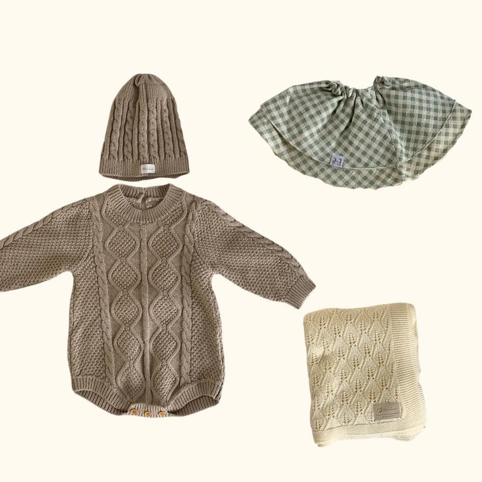 [Gift Set] Cotton Knit Romper & Blanket & Gaze RollingBib set