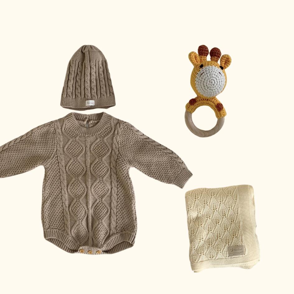 [Gift Set] Cotton Knit Romper & Blanket & Toy set