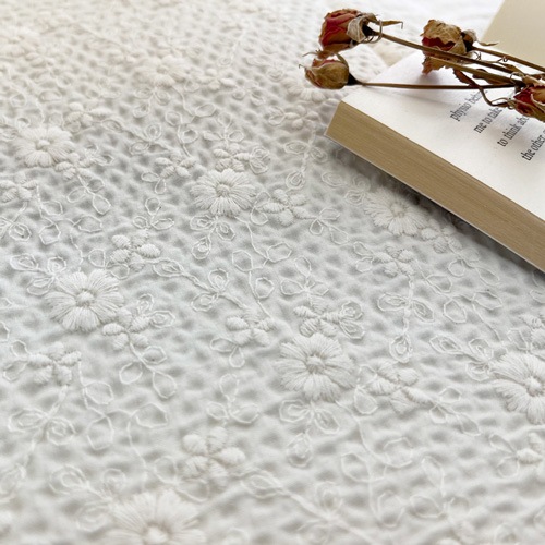 Classic Air_ Nostalgia lace - Ivory