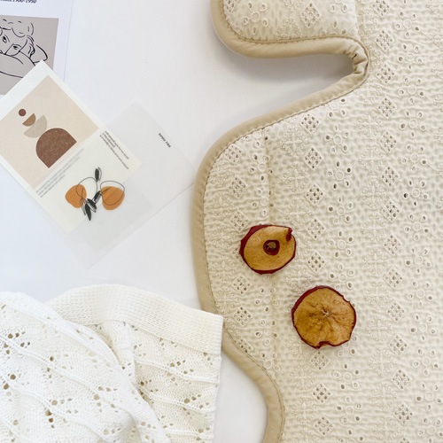 Classic Air_ Tyrolean lace - Beige