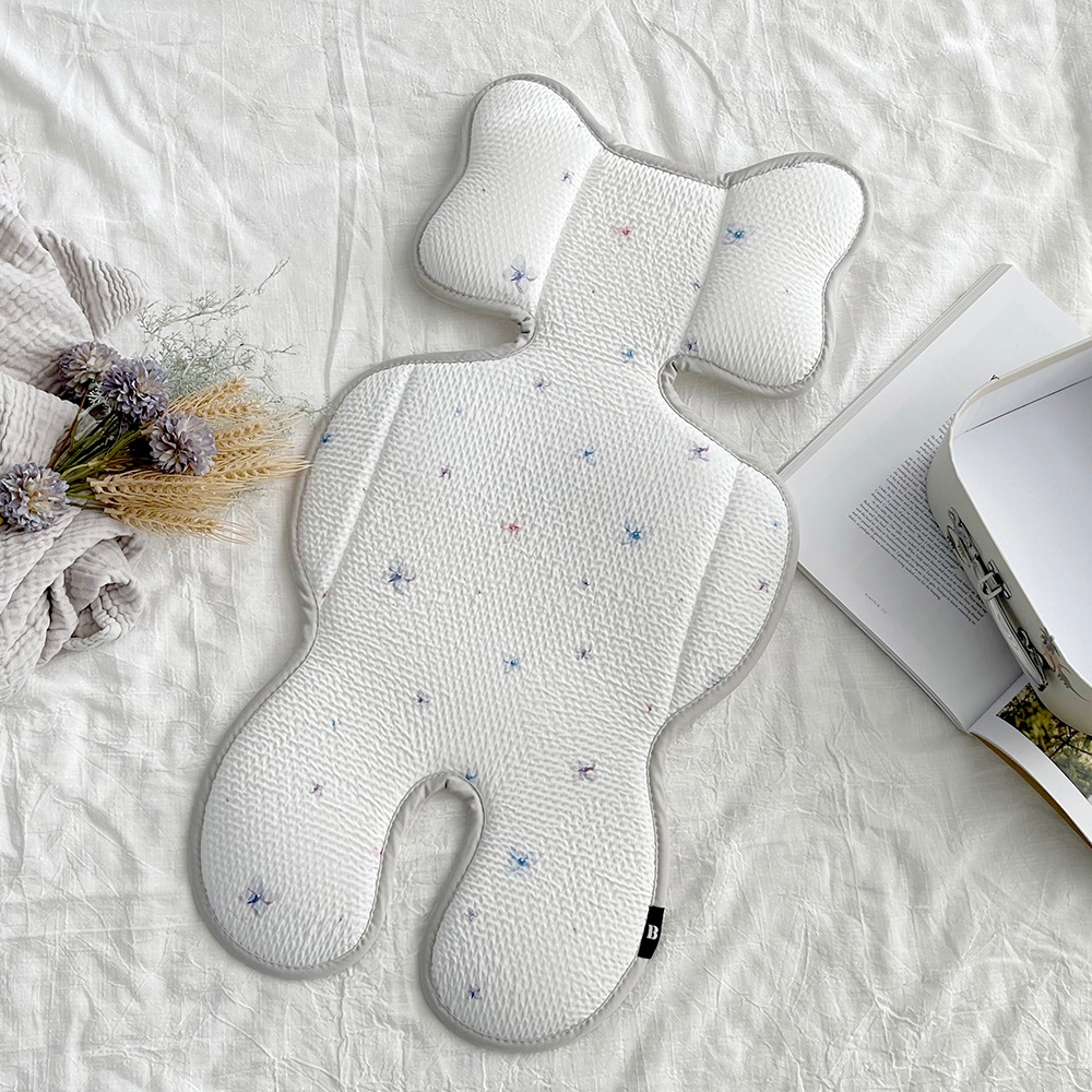 Classic Air_ Floating blooms