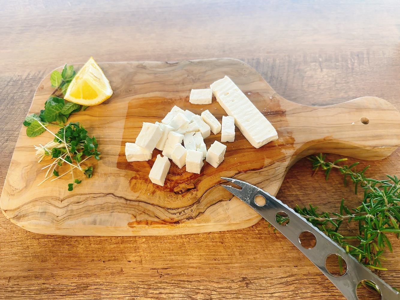 フェタ減塩タイプ（150g）