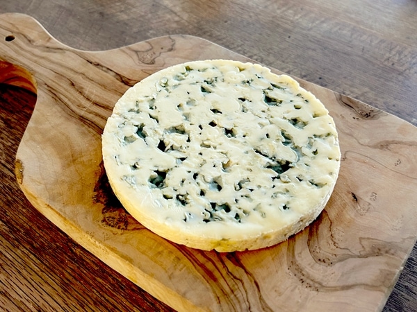フルムダンベール パック(150g) 青かびチーズ Cheese Honey