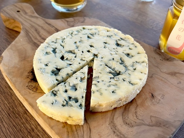 フルムダンベール　パック（150g）