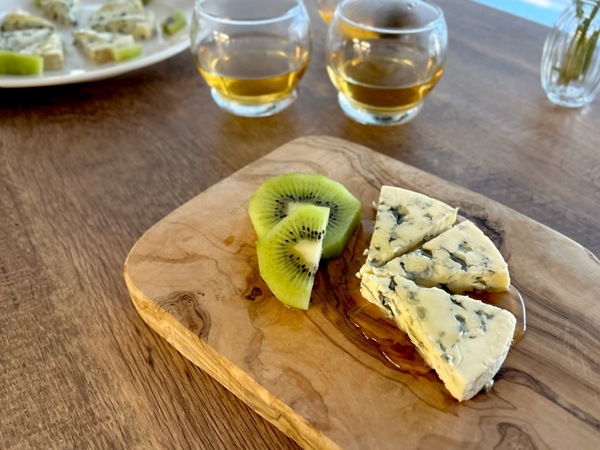 フルムダンベール　パック（150g）