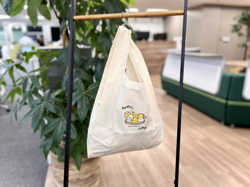 チーズハニーマルシェバッグ