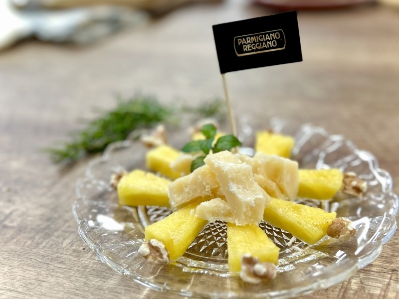 【特典付き】パルミジャーノ・レッジャーノ24ヵ月&36ヵ月熟成セット