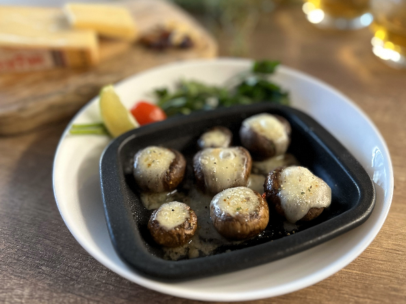 イタリア産セミハードチーズ（100g）