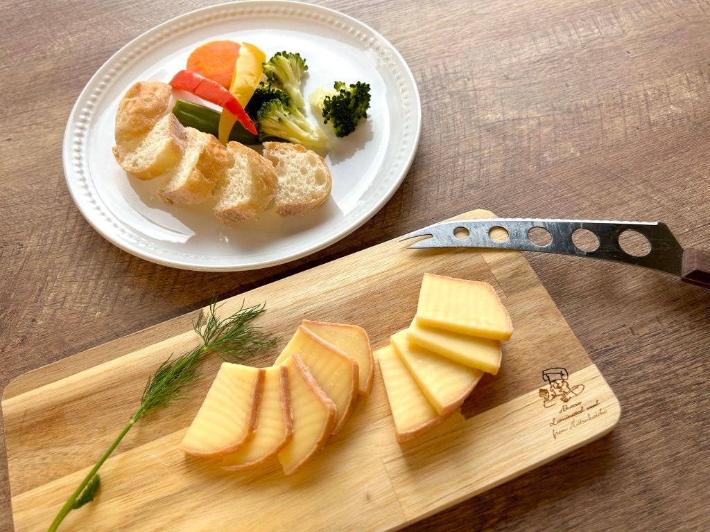 広内エゾリスの谷チーズ社 十勝ラクレットモールウォッシュ(100g×3個