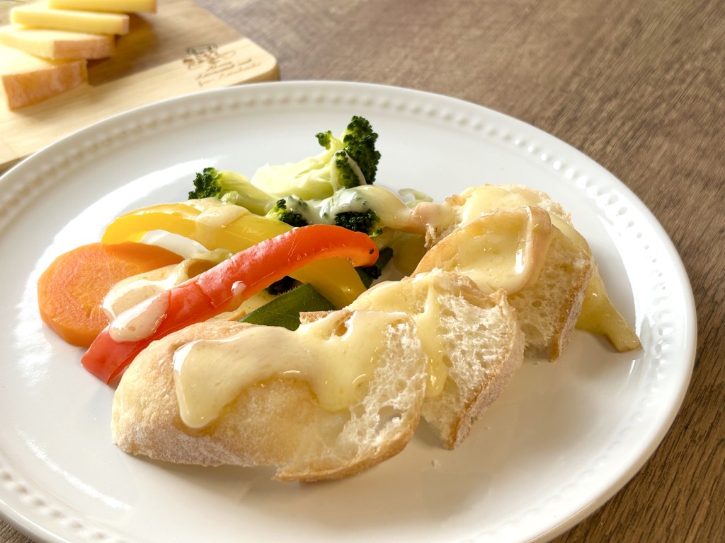 広内エゾリスの谷チーズ社　十勝ラクレットモールウォッシュ(100g×3個セット)