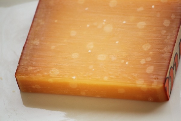 ゴーダ1000日熟成（100g/200g）