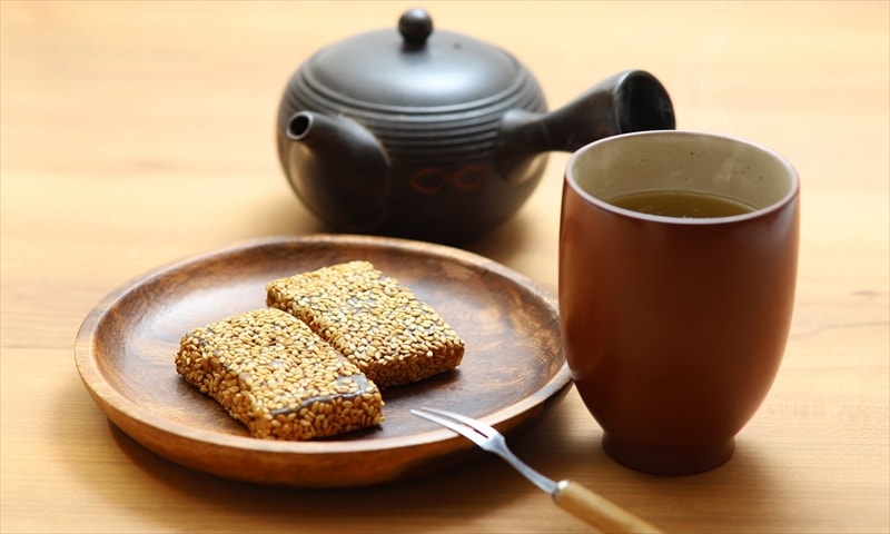 慈恩寺金胡麻くるみゆべし　（6個入り）　チェリーランドさがえ限定商品