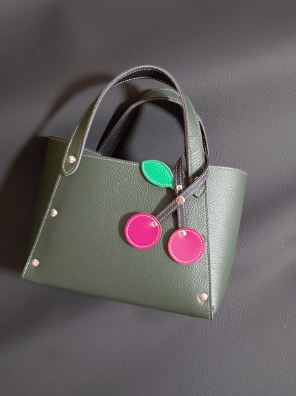 チェリーランド産さくらんぼのバッグチャーム Kanan Leather(カナン