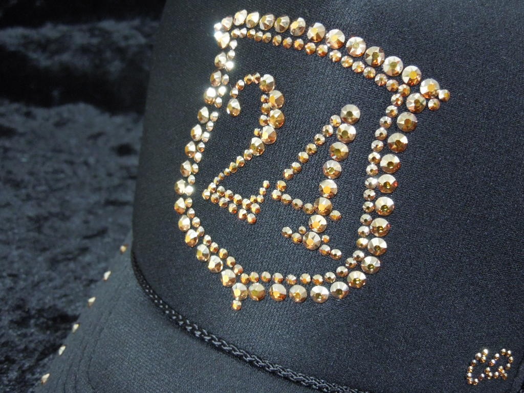 Emblem  Swarovski cap Black  Gold full custom