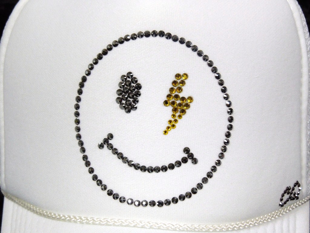 Smilies Thunder Swarovski Cap White