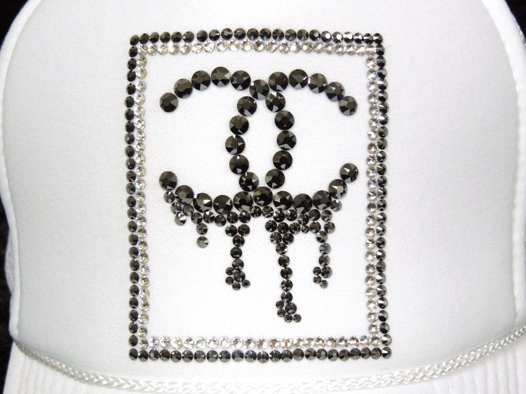 Parody Melting square Swarovski cap White