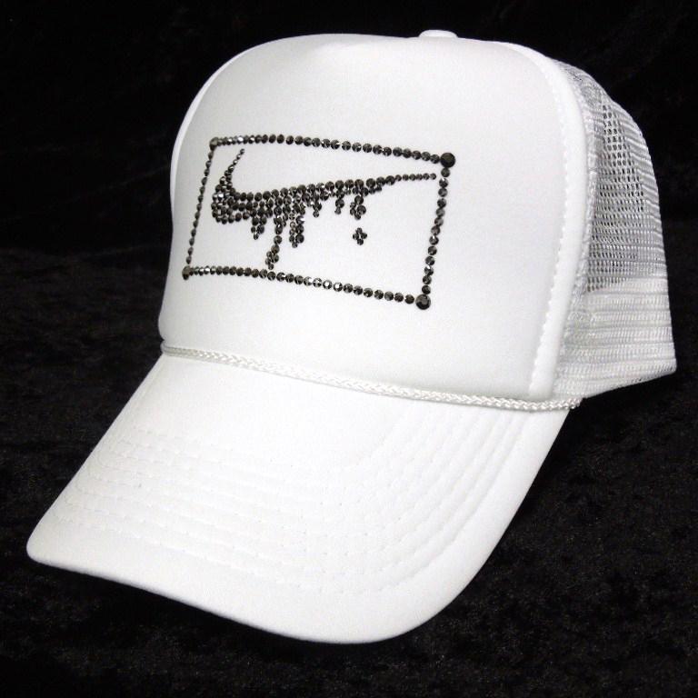 Parody Melt Mark flame Swarovski Cap White