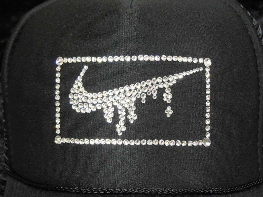 Parody Melt Mark flame Swarovski Cap Black