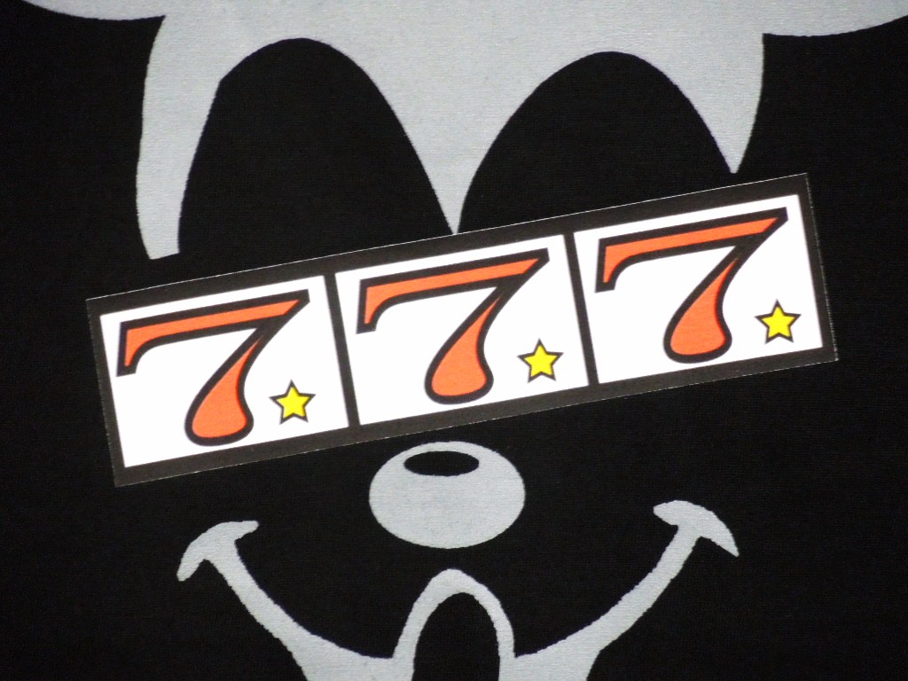 Secret Mouse Three 7 T-shirt Black