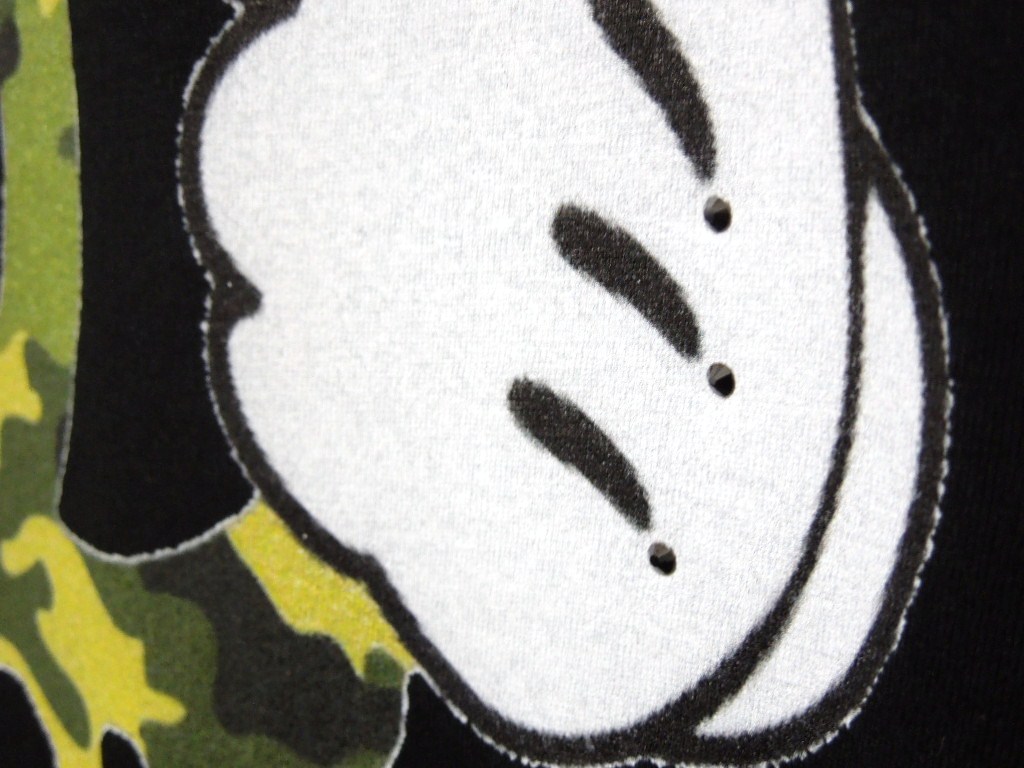 Parody One Hand Swarovski T Shirt Black��Camouflage