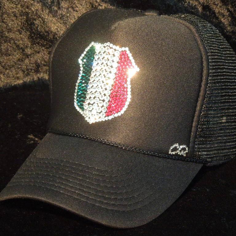 emblem Swarovski��Italy style cap Black
