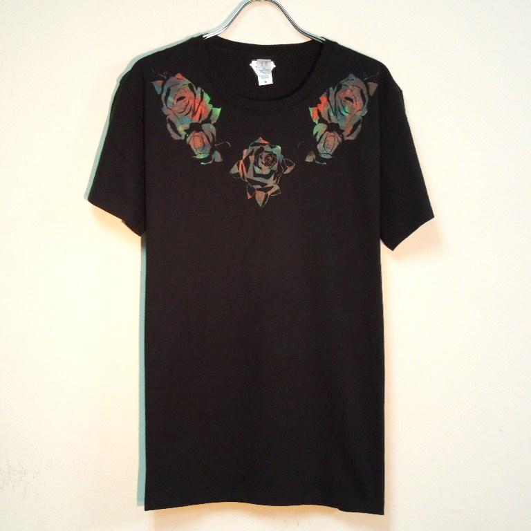 Roses T-shirt Black �� Red