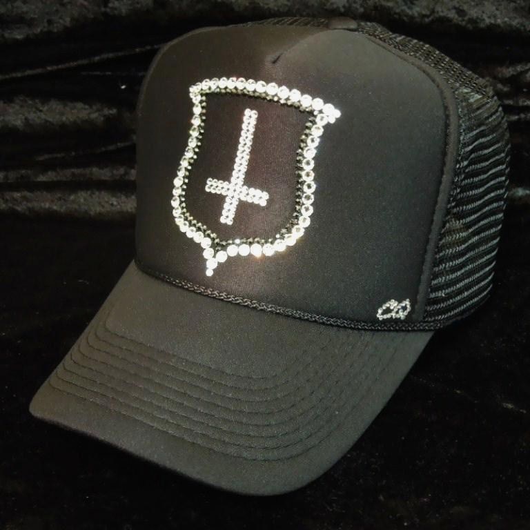 Cross reverse Swarovski cap Black