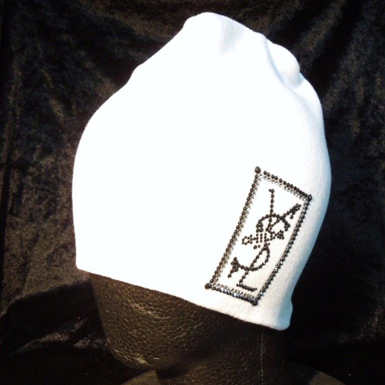 Square parody crash Swarovski knit cap white