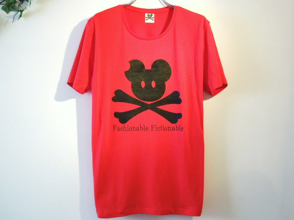 T����� / Red