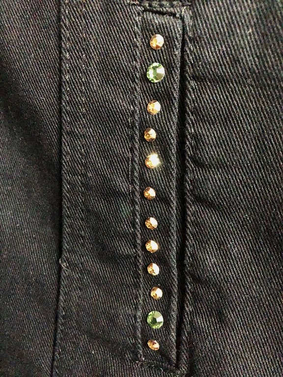 �ڿ��̸��꾦�ʡ�Marilyn Swarovski Damage Crush Denim Jacket