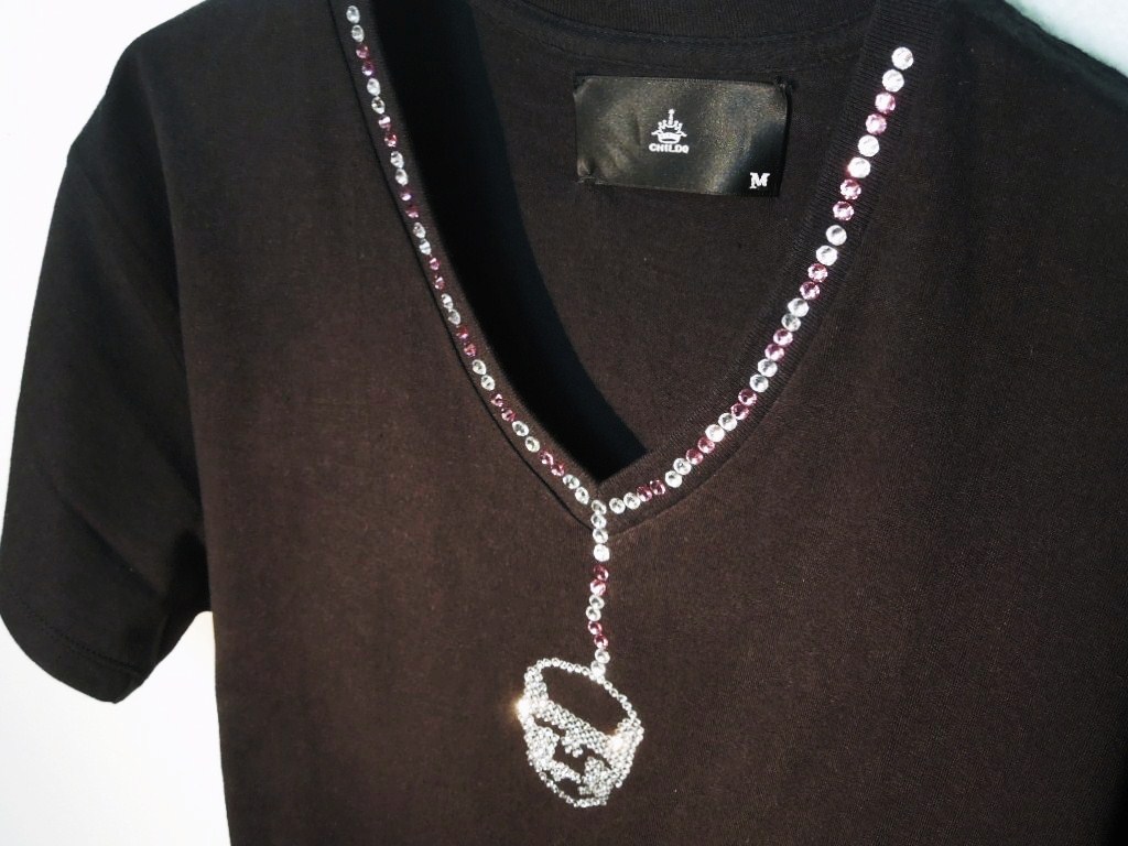 Skull Swarovski necklace T-shirt��Black