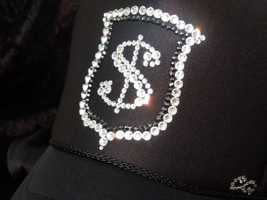 Money emblem Swarovski black cap