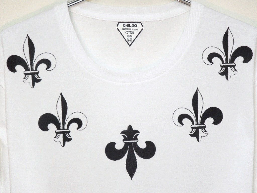 �� Lily emblem Long T-shirt��white