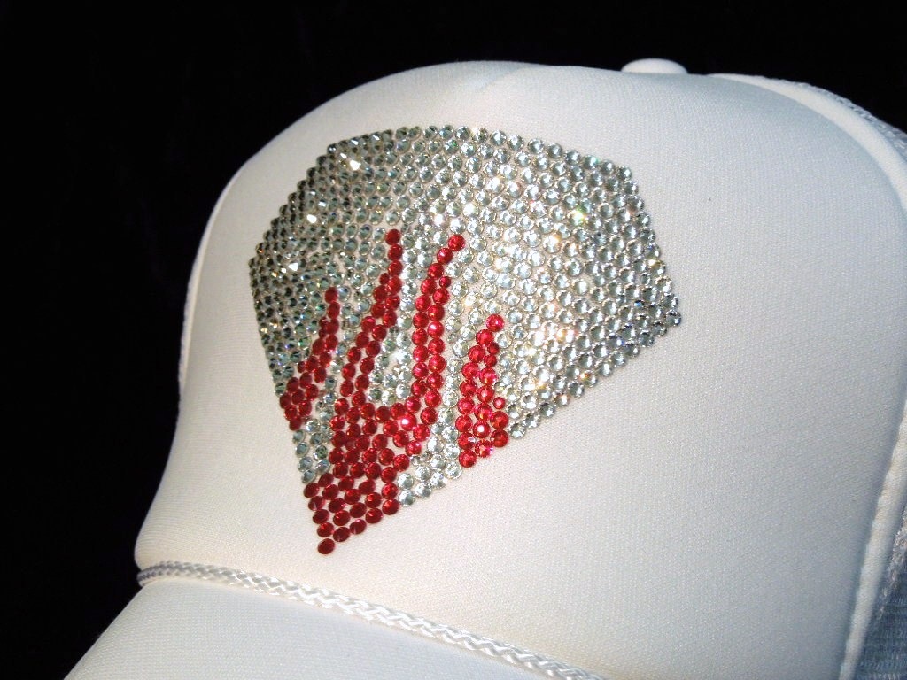 Diamond Fire pattern Swarovski cap white