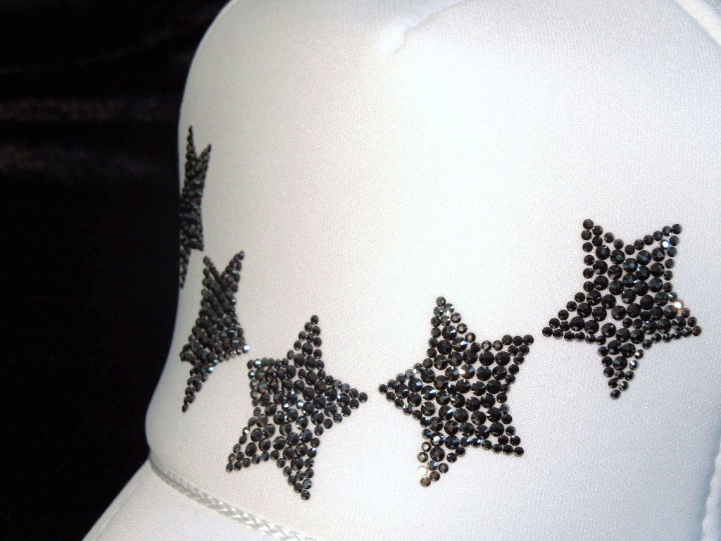 Five-star Swarovski cap white