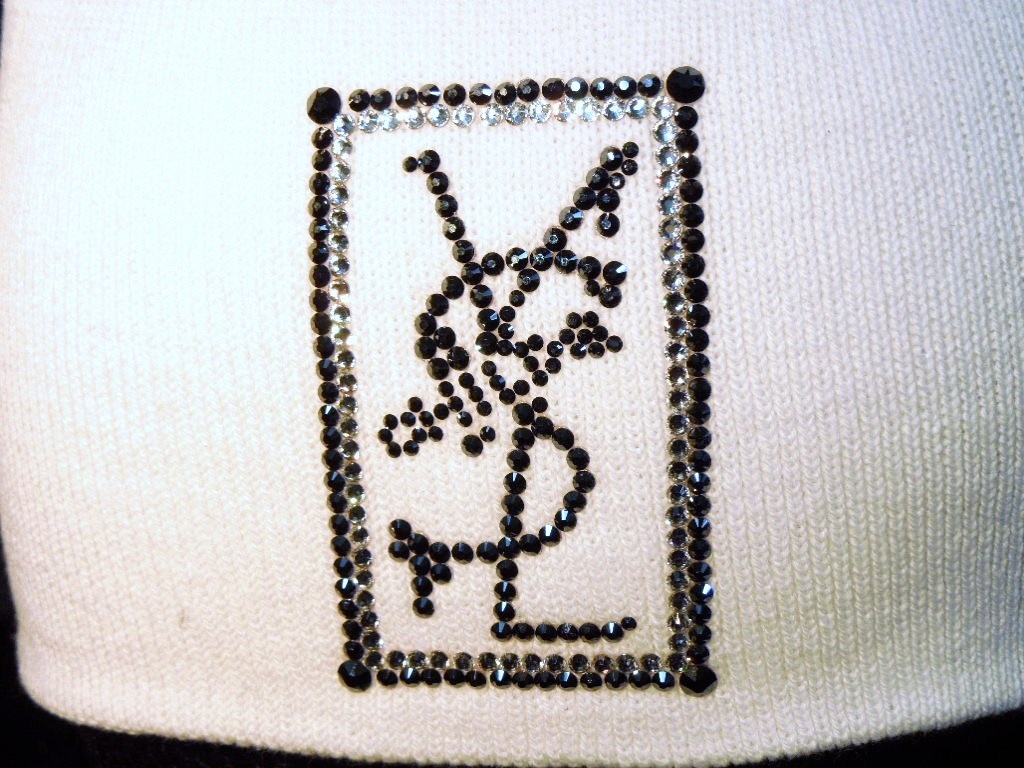 Square parody crash Swarovski knit cap white