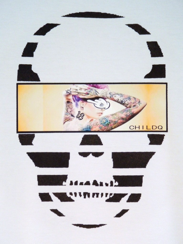 Skull Tattoo Girl NO.��8 T-shirt��White