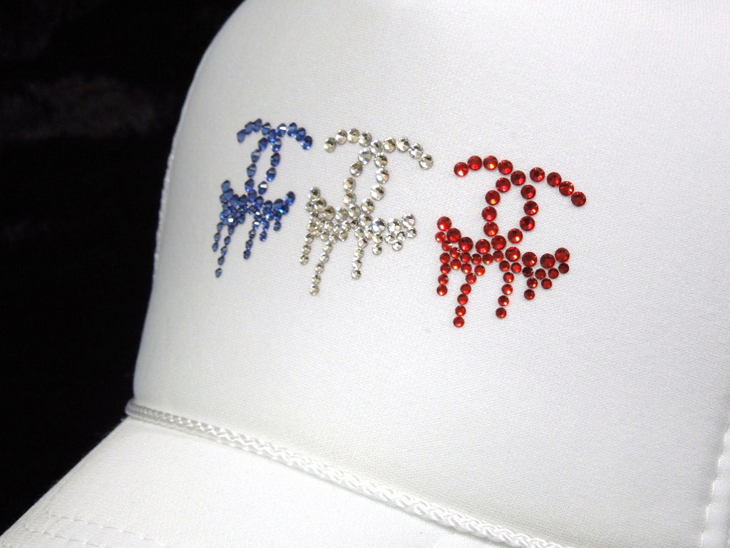 Three Parody Melt Swarovski Cap White France color