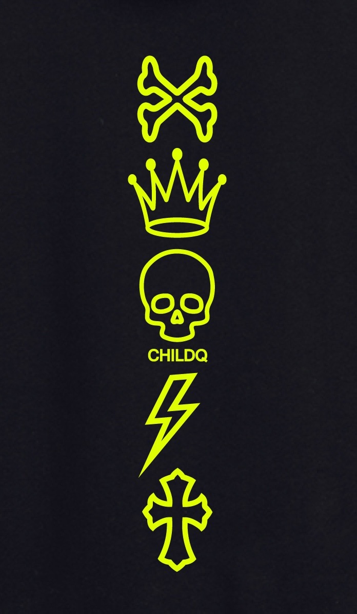 CHILDQ five emblem Hoodie Black