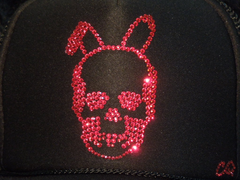 Skull Bunny Swarovski cap Black��Red