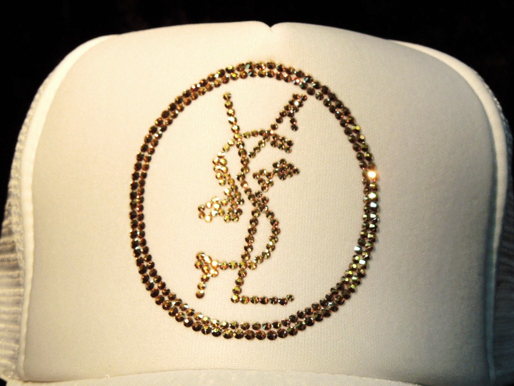 Emblem crash melt Swarovski cap White��Gold
