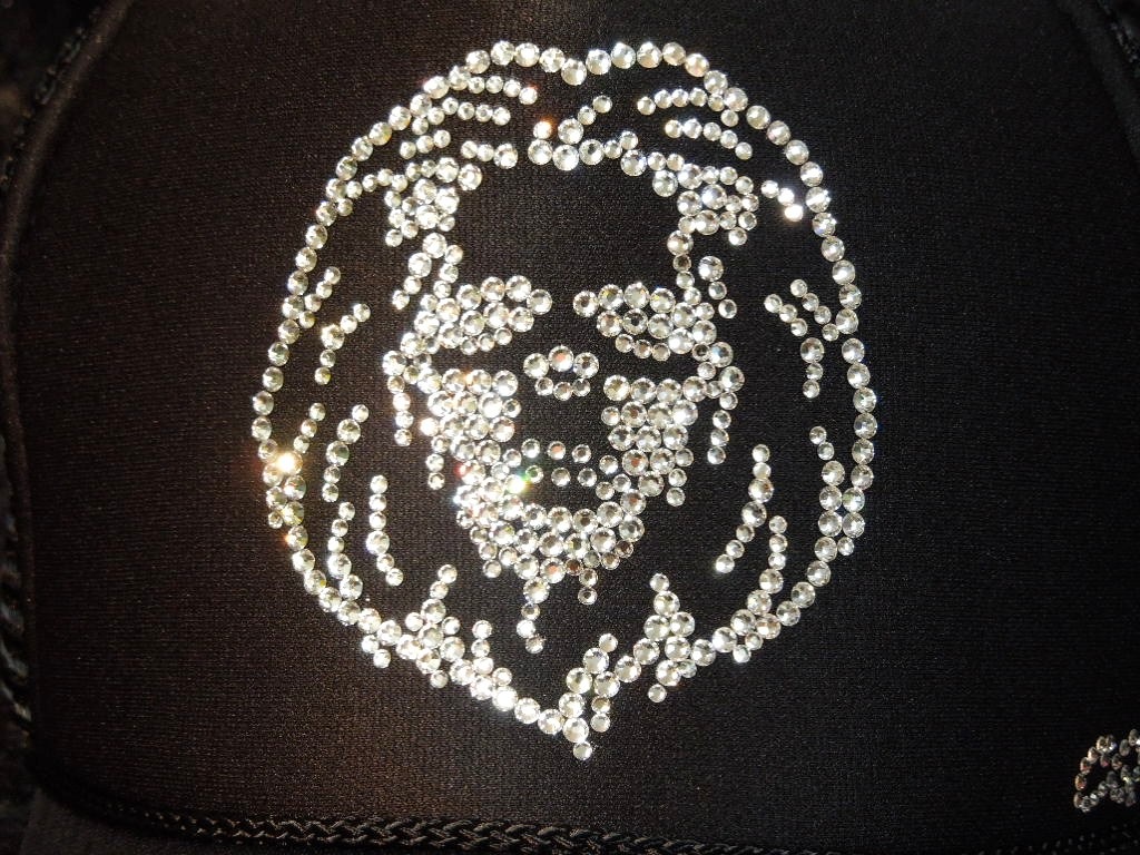 Skull Lion Swarovski cap black