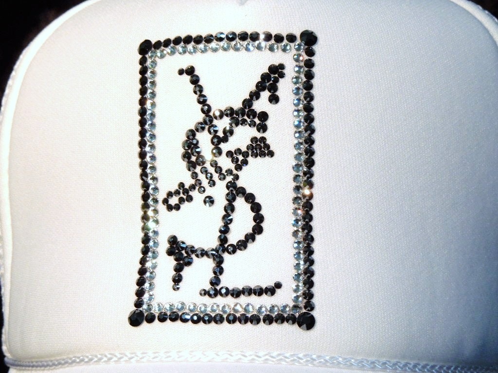 Square parody crash Swarovski cap white