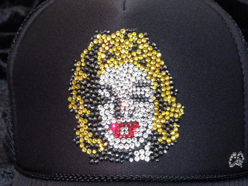 Marilyn yellow Swarovski cap Black