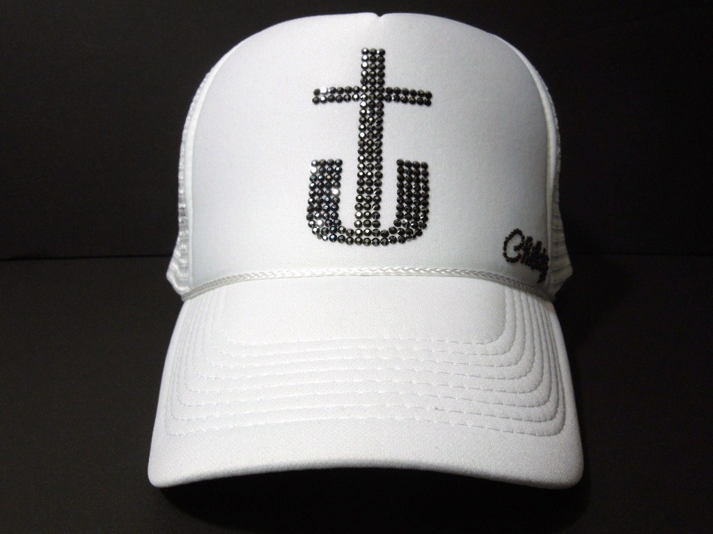 ���󥫡������� ������ե����� ����å� / White