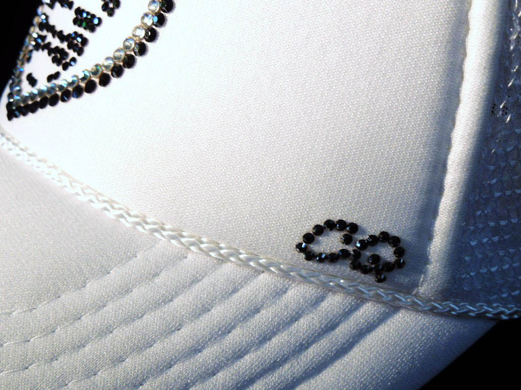 ������ ����֥�� ������ե����� ����å� / White